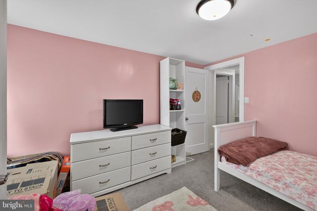 9 LAUREL AVE, Wilmington, DE 19809