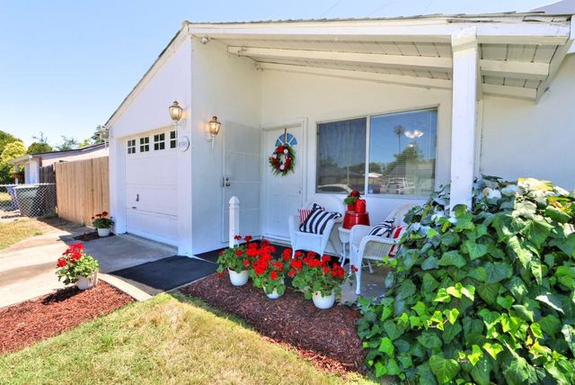 6545 LARRY Way, North Highlands, CA 95660