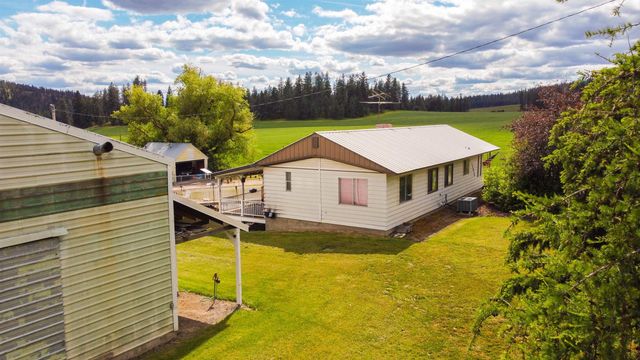 13014 E Mt Spokane Park Dr, Mead, WA 99021