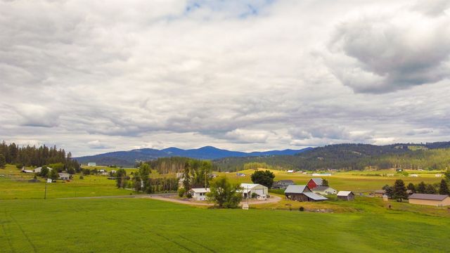 13014 E Mt Spokane Park Dr, Mead, WA 99021