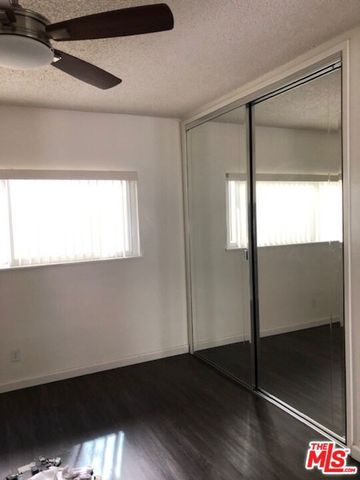 40 S MERIDITH Avenue 4, Pasadena, CA 91106