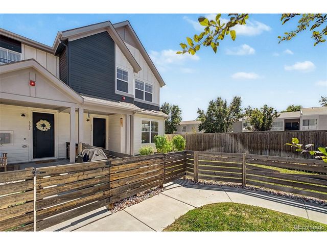 6202 W 28th Ct, Denver, CO 80214