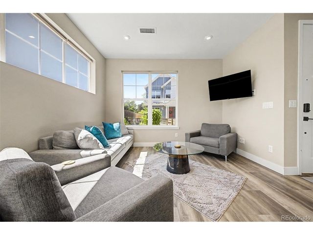 6202 W 28th Ct, Denver, CO 80214