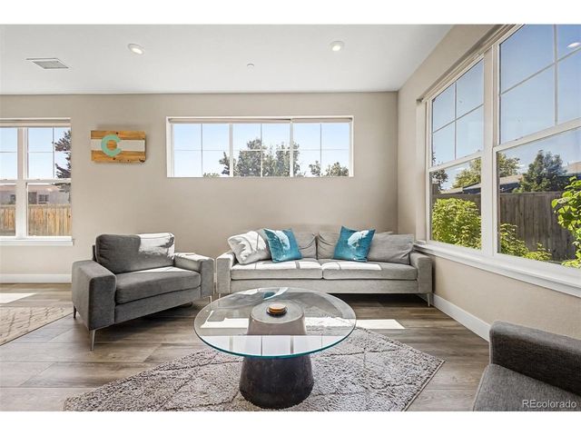 6202 W 28th Ct, Denver, CO 80214