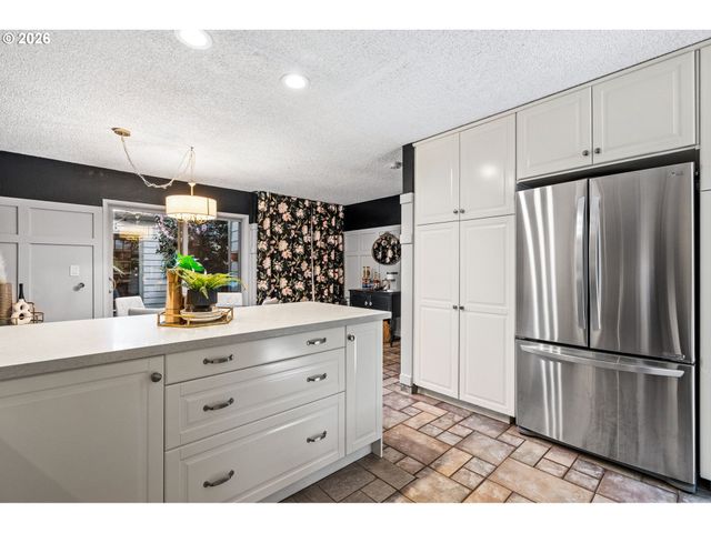 1200 Ne TERRITORIAL Rd 72, Canby, OR 97013