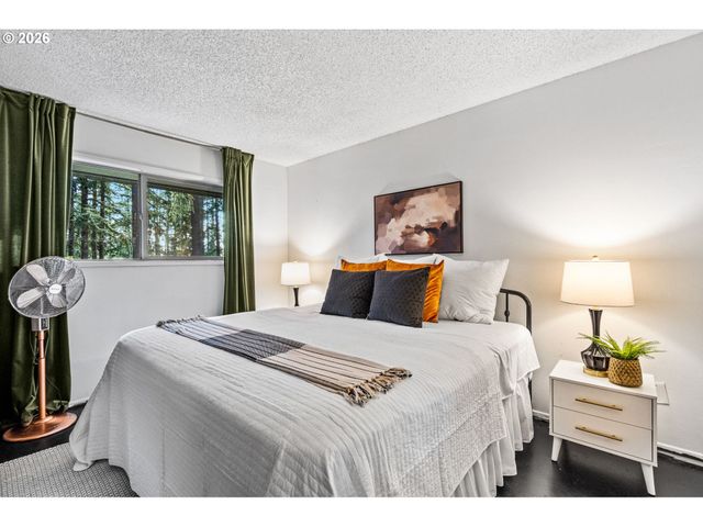 1200 Ne TERRITORIAL Rd 72, Canby, OR 97013