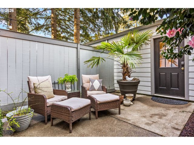 1200 Ne TERRITORIAL Rd 72, Canby, OR 97013