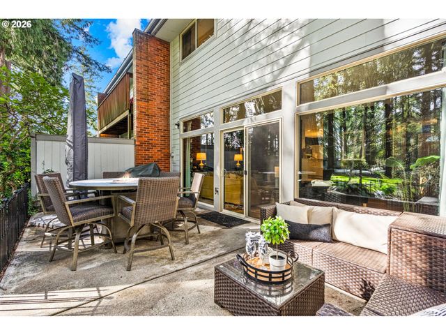 1200 Ne TERRITORIAL Rd 72, Canby, OR 97013