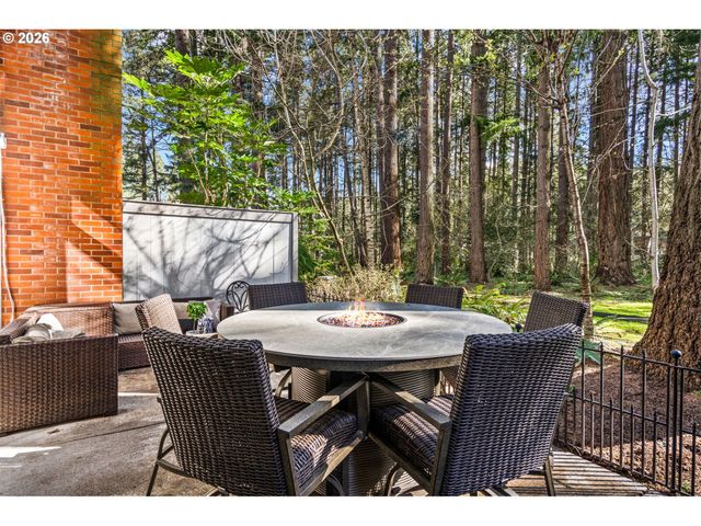 1200 Ne TERRITORIAL Rd 72, Canby, OR 97013