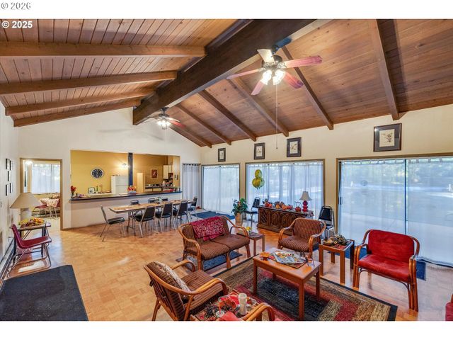 1200 Ne TERRITORIAL Rd 72, Canby, OR 97013