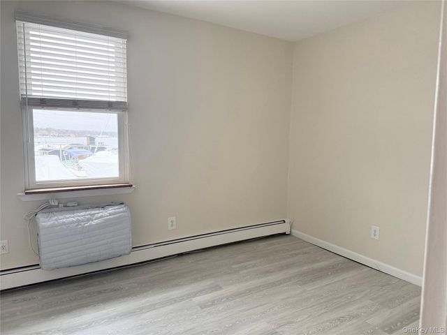 3 Toms Point Lane A, Port Washington, NY 11050