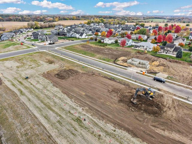 302 Michelle Lane, Cottage Grove, WI 53527