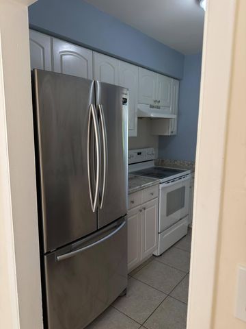 307 Northlake Drive, North Palm Beach, FL 33408