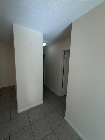 307 Northlake Drive, North Palm Beach, FL 33408