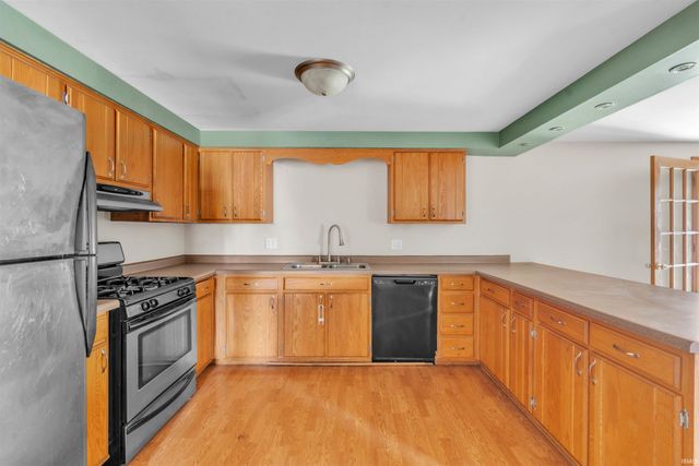 4031 Hedwig Drive, Fort Wayne, IN 46815