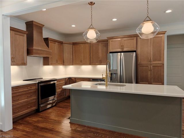 9461 White Tail Trail, Kernersville, NC 27284