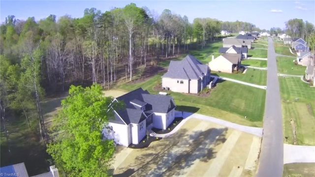 9461 White Tail Trail, Kernersville, NC 27284
