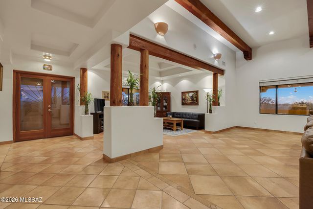 2305 N El Camino Rinconado, Tucson, AZ 85749
