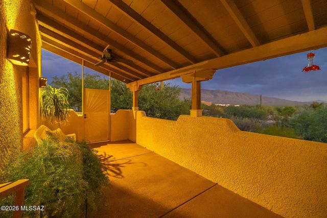 2305 N El Camino Rinconado, Tucson, AZ 85749