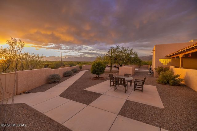 2305 N El Camino Rinconado, Tucson, AZ 85749