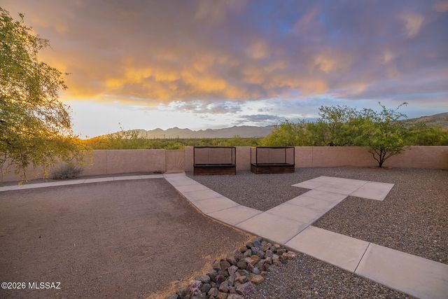 2305 N El Camino Rinconado, Tucson, AZ 85749