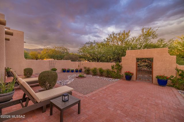 2305 N El Camino Rinconado, Tucson, AZ 85749