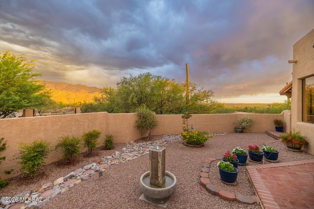 2305 N El Camino Rinconado, Tucson, AZ 85749