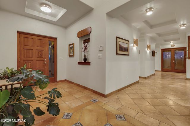 2305 N El Camino Rinconado, Tucson, AZ 85749