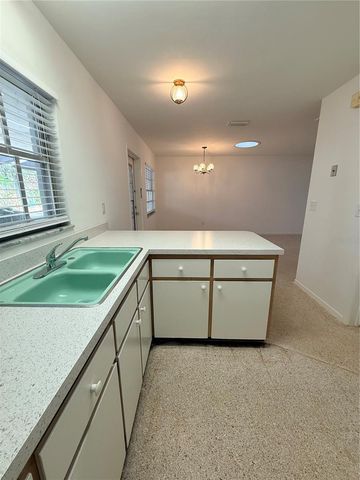 135 W MINNESOTA AVENUE 8, Deland, FL 32720