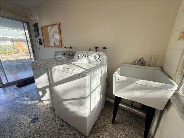 135 W MINNESOTA AVENUE 8, Deland, FL 32720