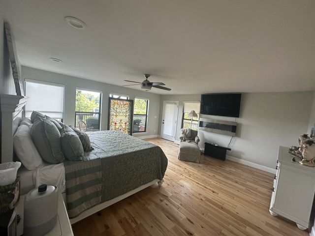 950 Sauger Dr, Charlotte, TN 37036