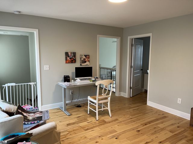 950 Sauger Dr, Charlotte, TN 37036