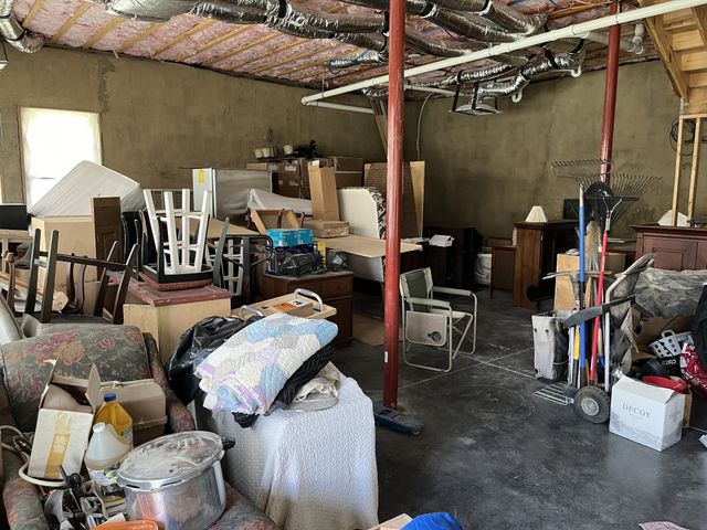 950 Sauger Dr, Charlotte, TN 37036