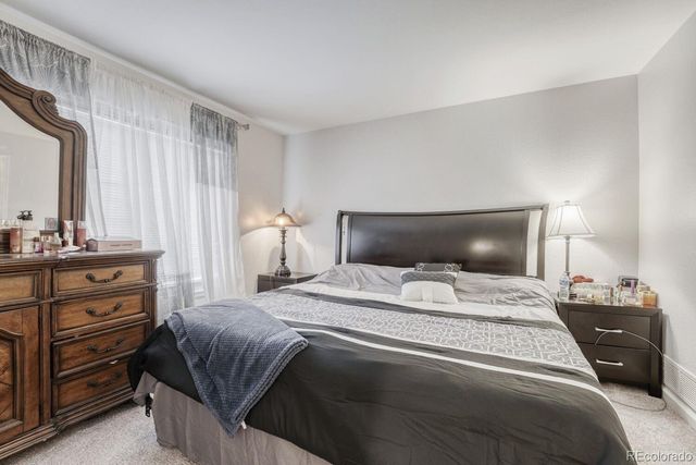 18946 E 22nd Place, Aurora, CO 80011