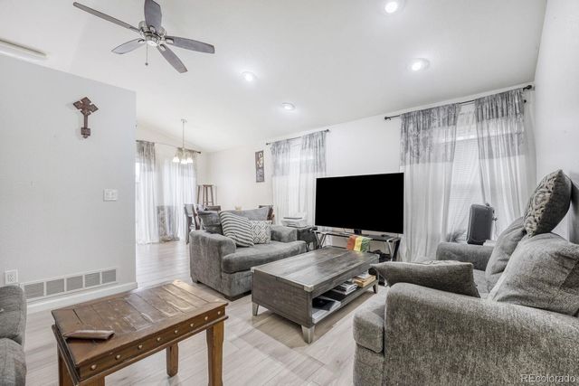 18946 E 22nd Place, Aurora, CO 80011