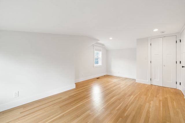 11 Fern St, Natick, MA 01760
