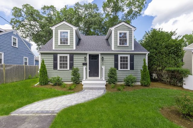 11 Fern St, Natick, MA 01760