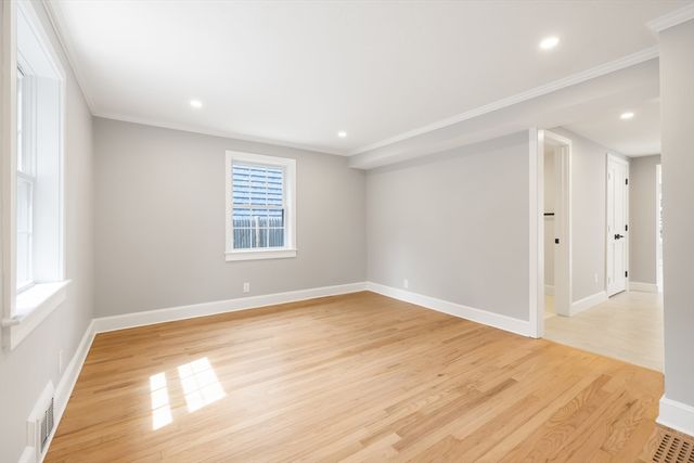 11 Fern St, Natick, MA 01760
