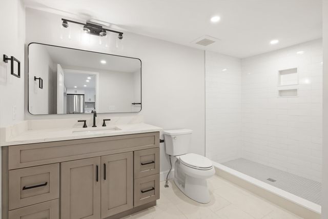 11 Fern St, Natick, MA 01760