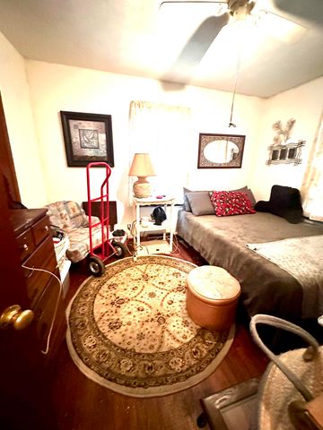 811 N West Avenue, Springfield, MO 65802