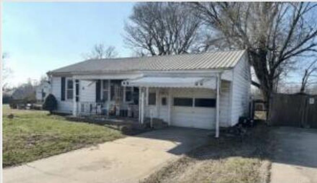 811 N West Avenue, Springfield, MO 65802