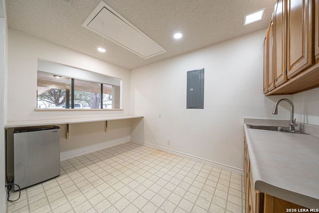 1211 Alamo, Castroville, TX 78009