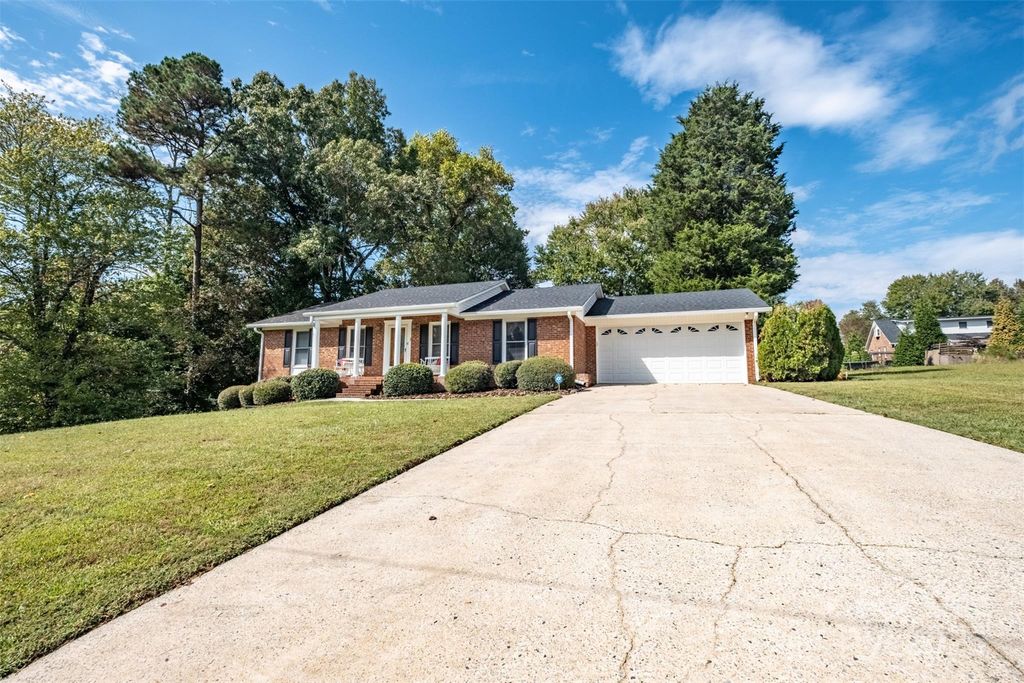 249 Lake Drive, Winston Salem, NC 27295