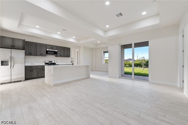 3222 56th ST W, Lehigh Acres, FL 33971