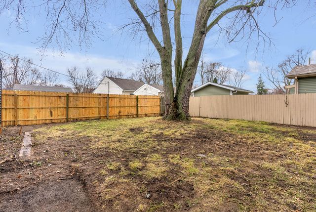 6091 Mulberry Avenue, Portage, IN 46368