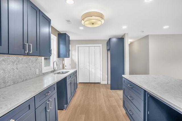 6091 Mulberry Avenue, Portage, IN 46368