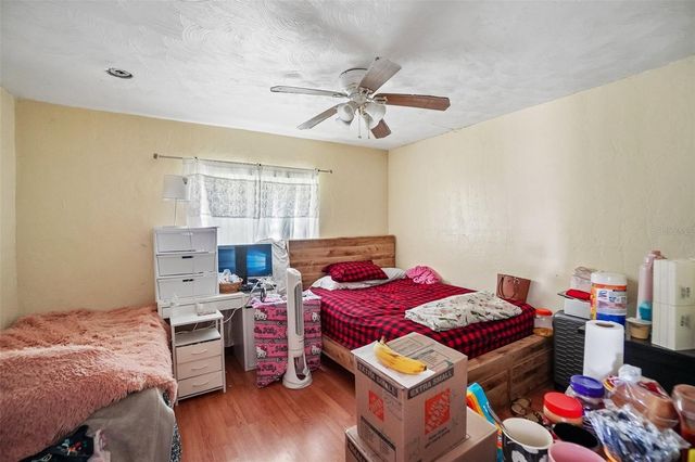 3211 30TH STREET N, St Petersburg, FL 33713