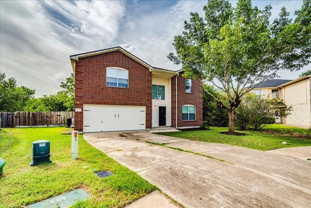 618 Lavaca LOOP, Elgin, TX 78621