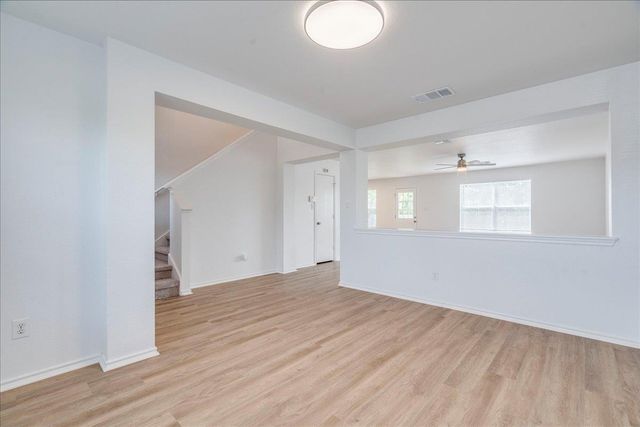 618 Lavaca LOOP, Elgin, TX 78621