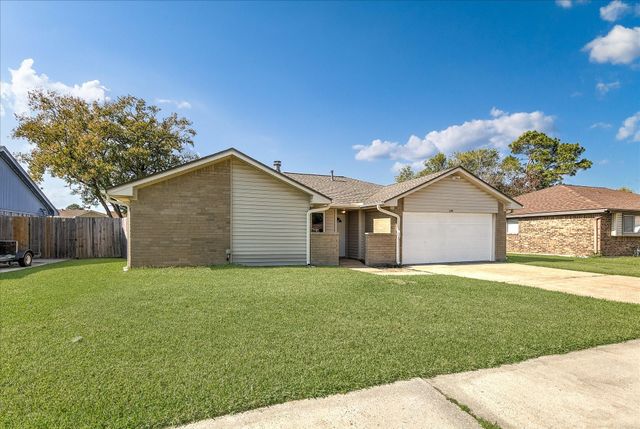 5110 Scottwood Drive, Baytown, TX 77521